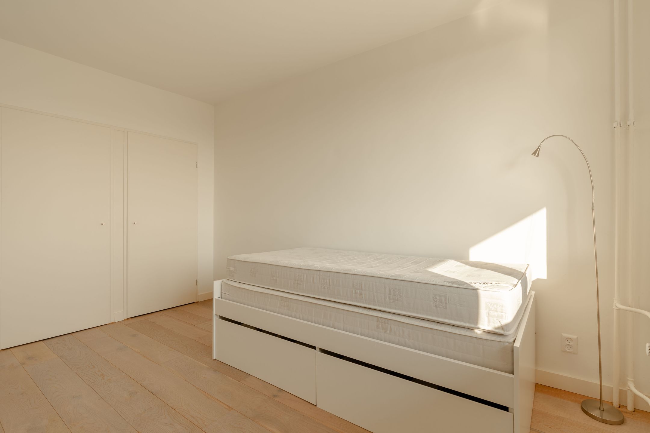 Photo 27 of Bolestein 266