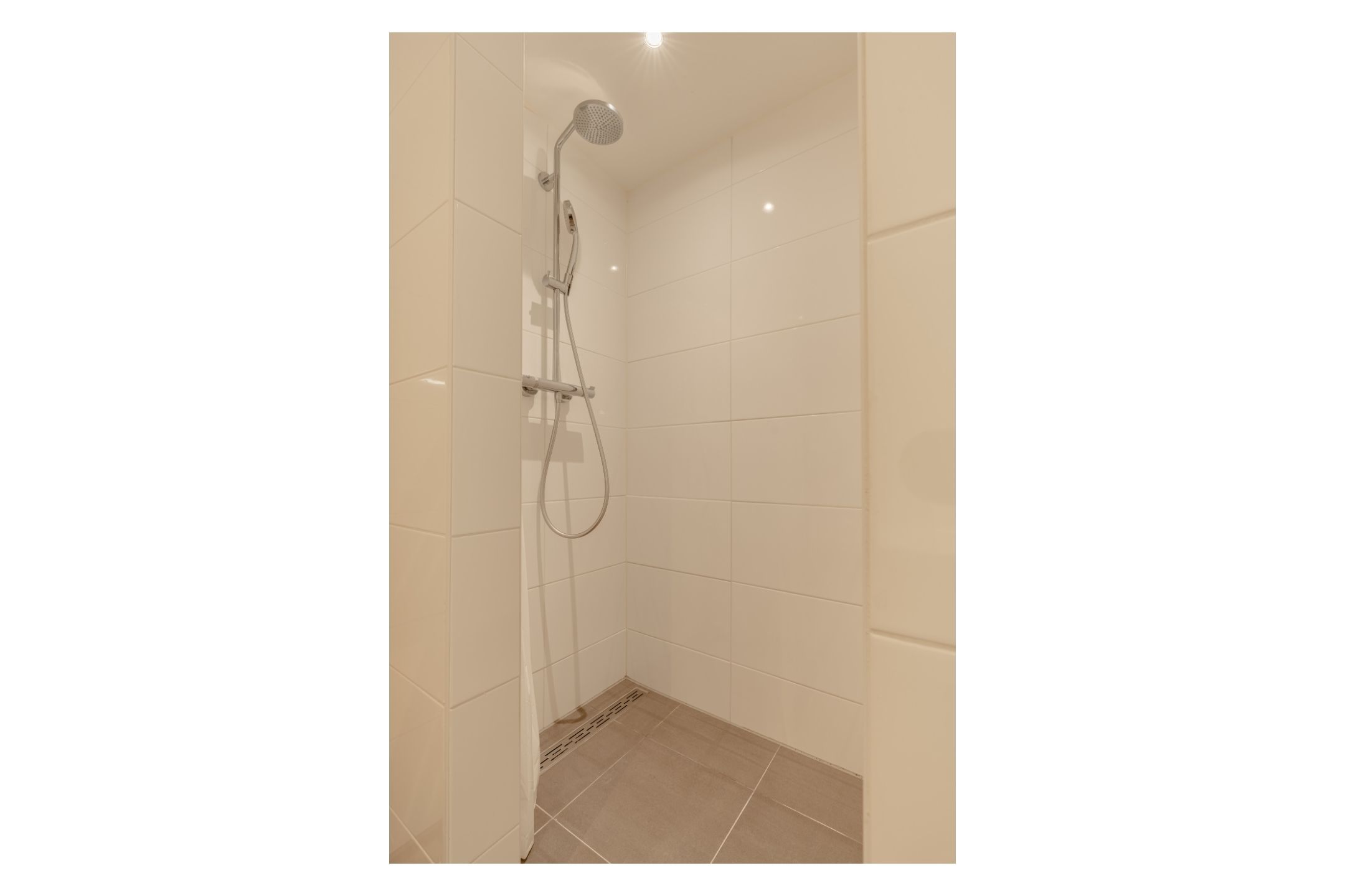 Photo 30 of Bolestein 266