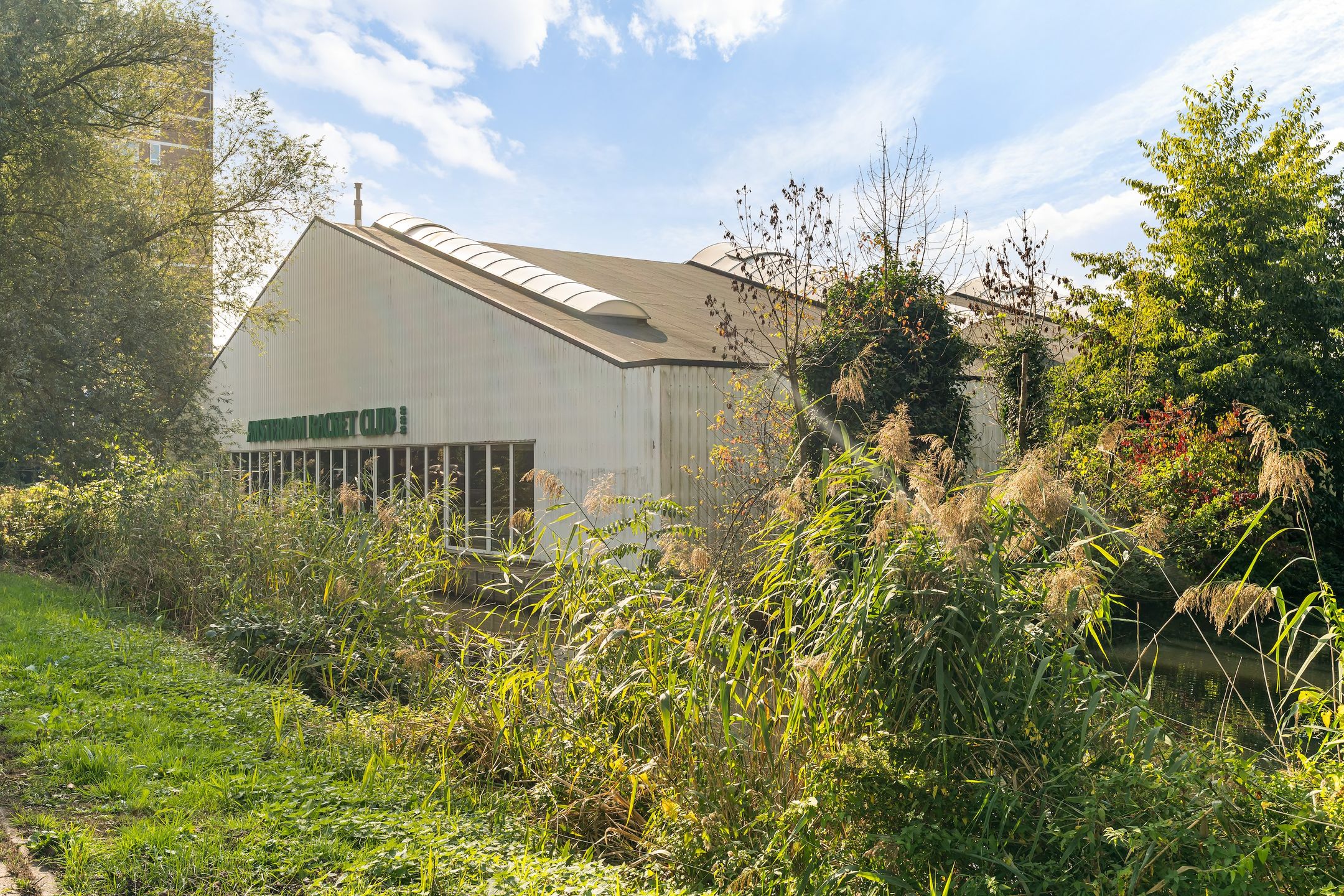 Photo 36 of Bolestein 266