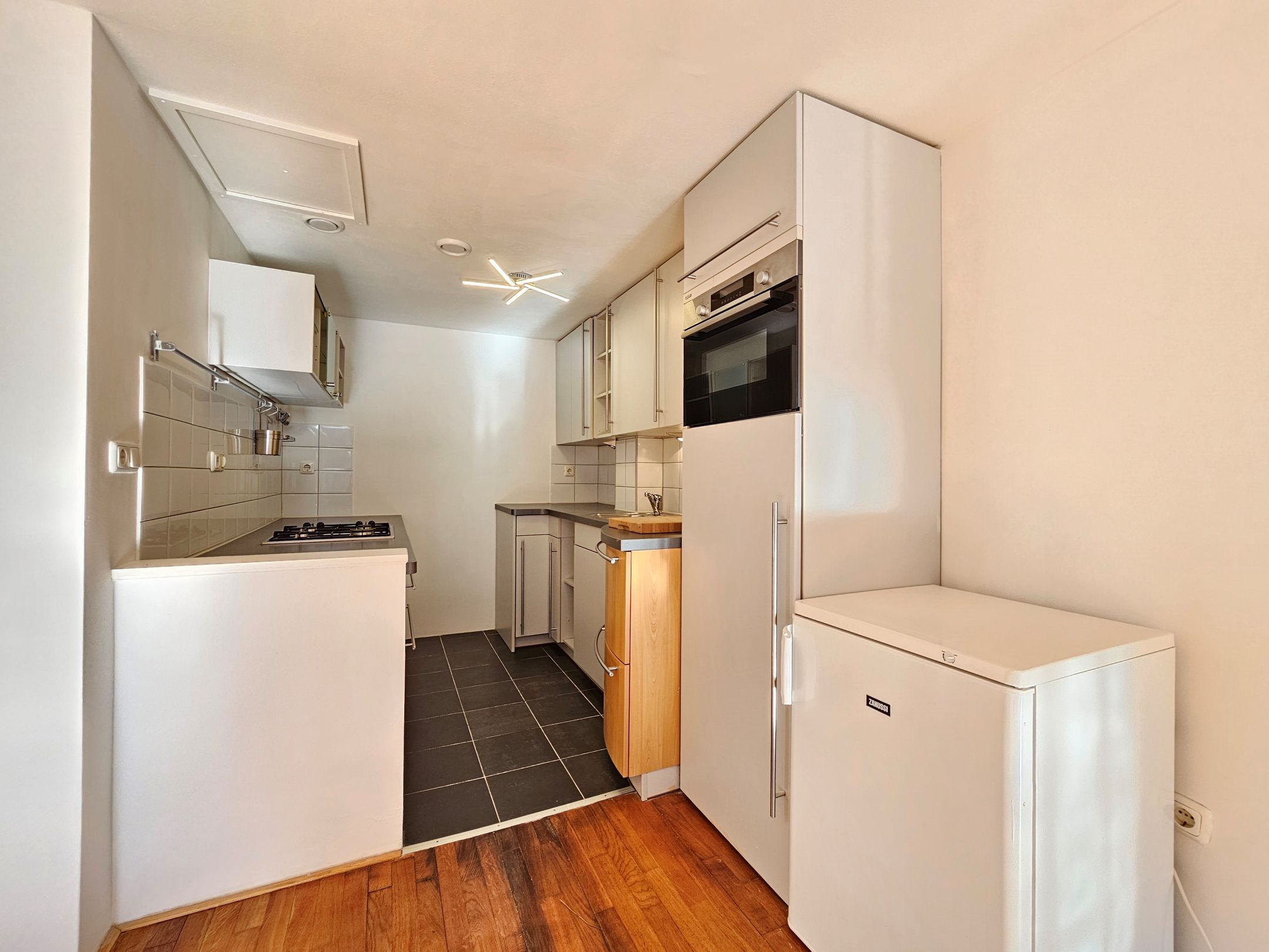 Foto 9 van Nieuwe Uilenburgerstraat 13-N