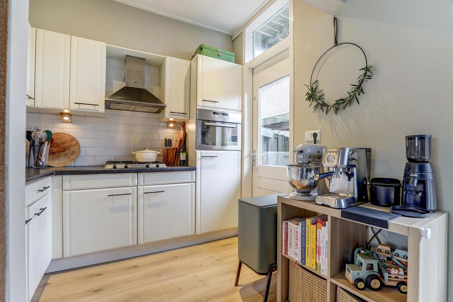 Foto 14 van Emmastraat 4