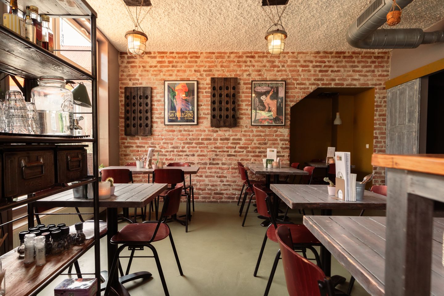 Bekijk foto 2 van Vleutenseweg 388