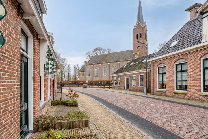 Photo 2 of Epemawei 9