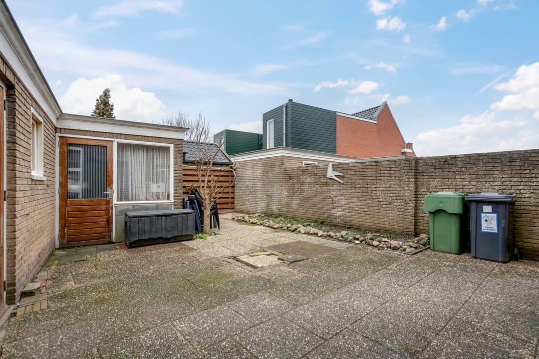 Photo 41 of Piet Heinstraat 37