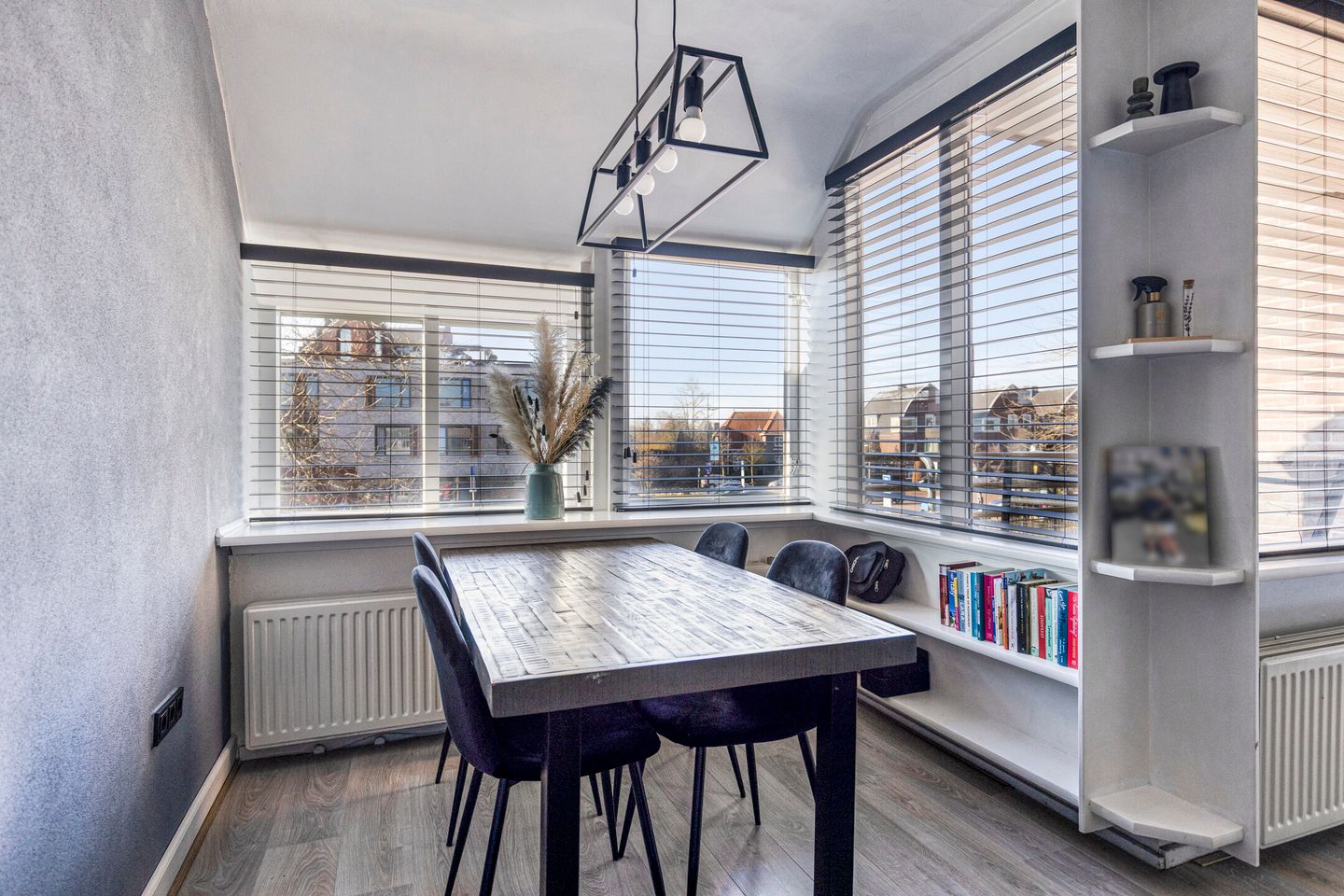 Foto 14 van Mercuriusplein 48