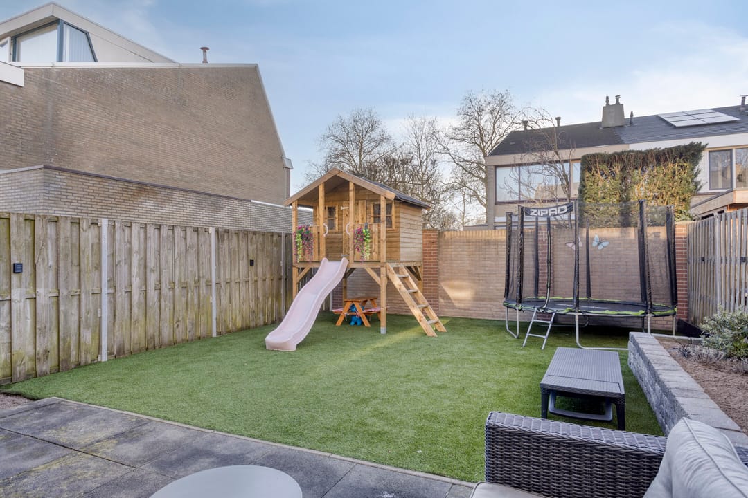 Photo 31 of Staringstraat 132