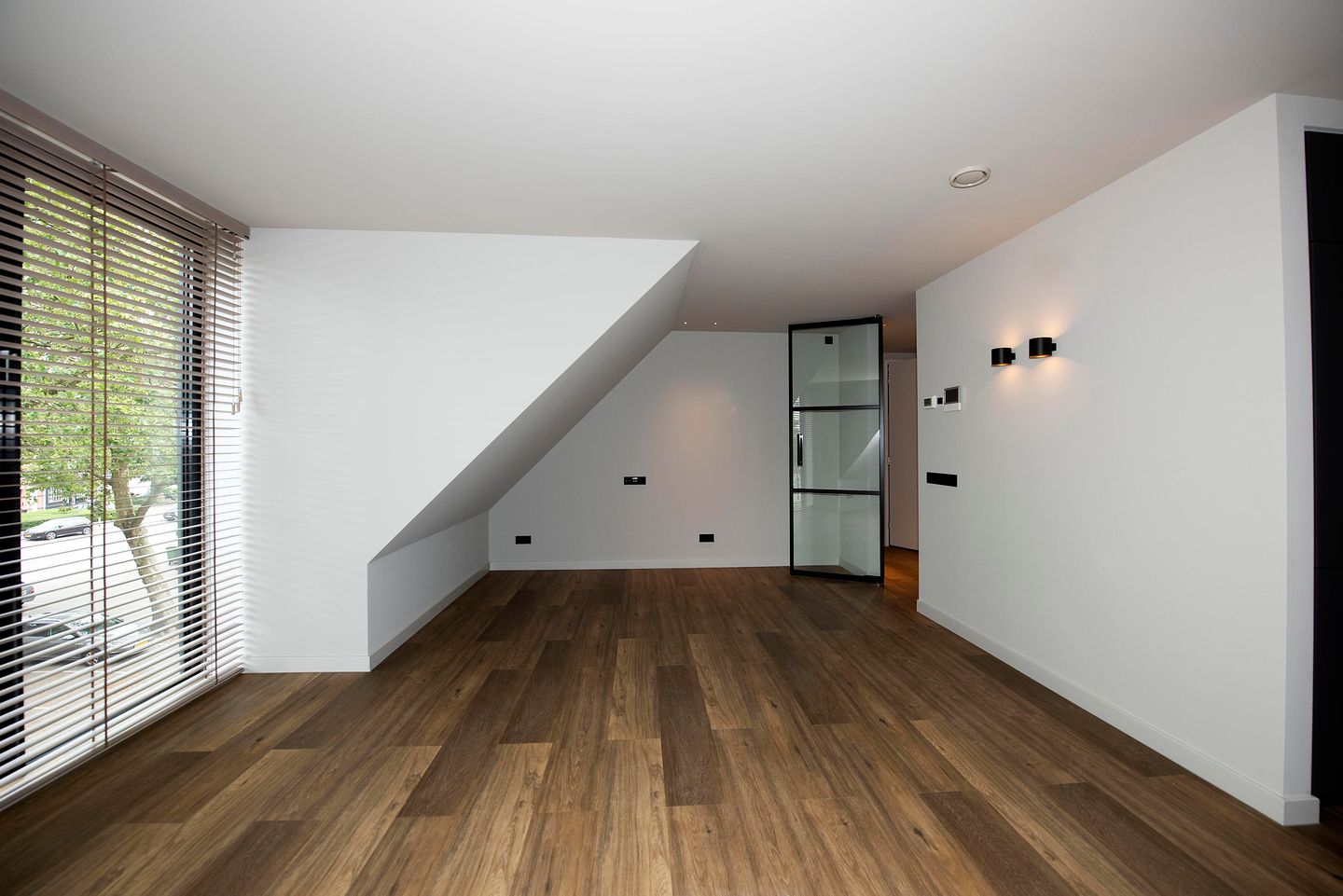 Foto 5 van Ledeboerstraat 58-B