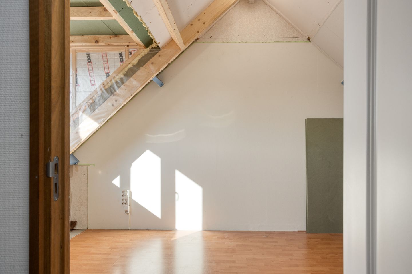 Foto 25 van Roodborstweg 40