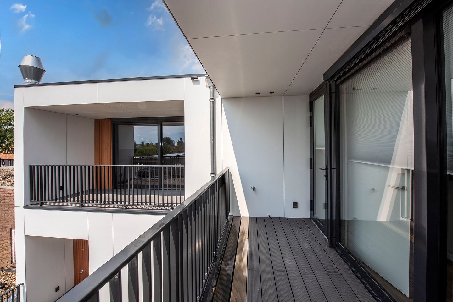 Foto 10 van Ledeboerstraat 58-B