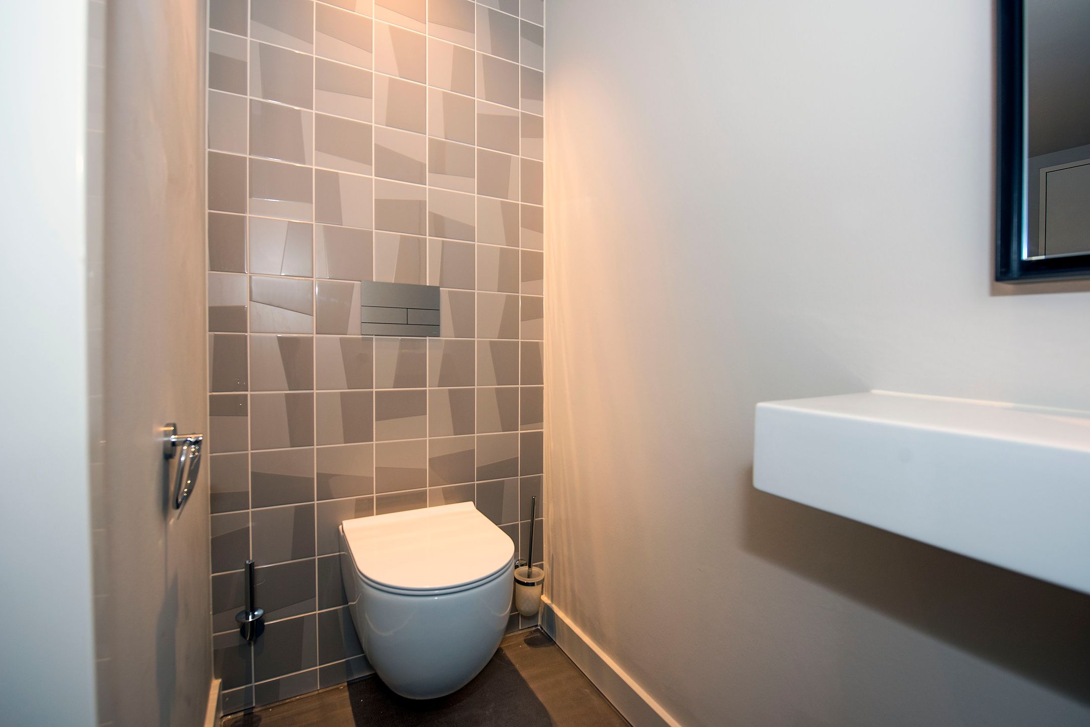 Foto 9 van Ledeboerstraat 58-B