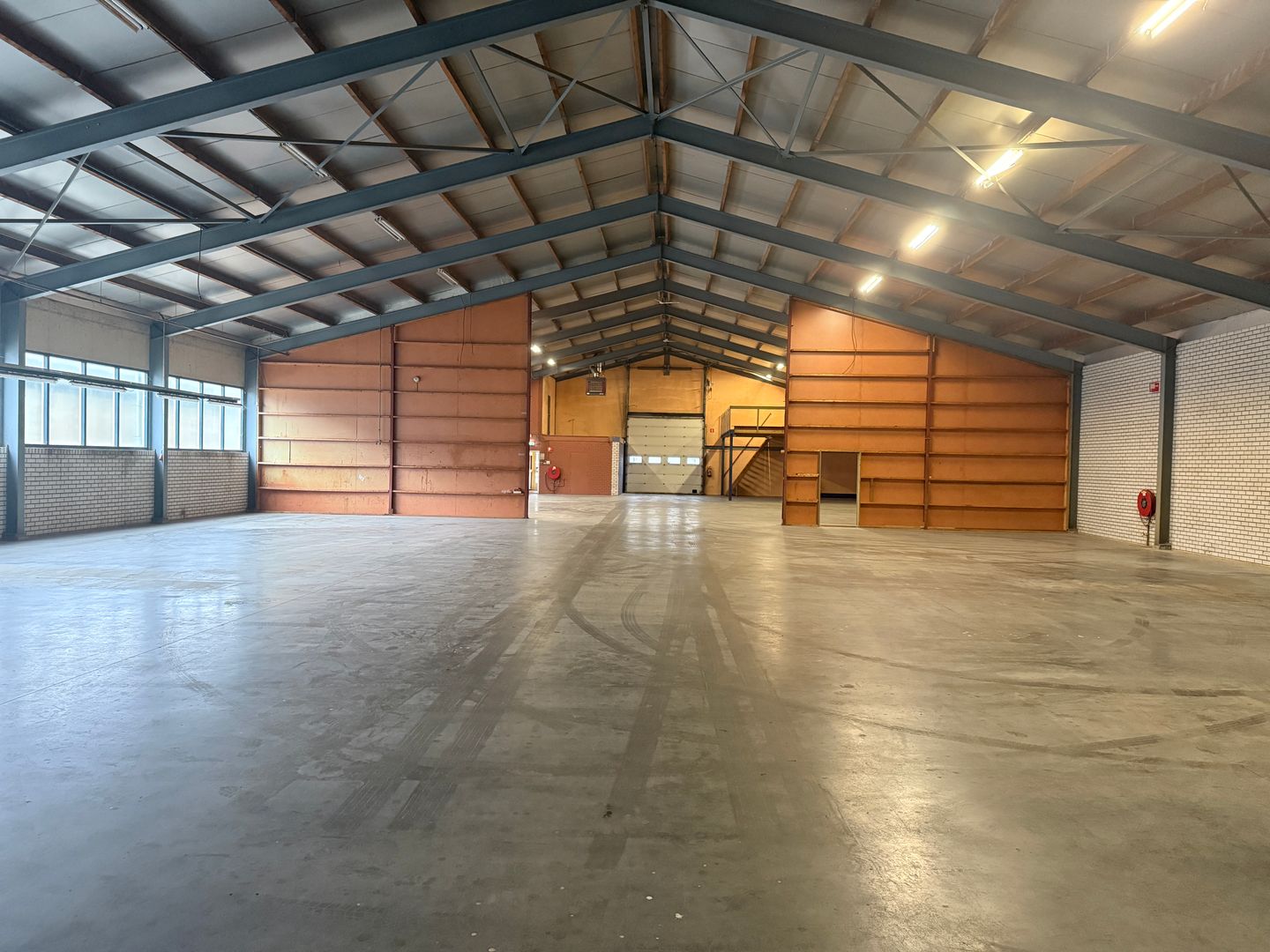 View photo 4 of Edisonstraat 32