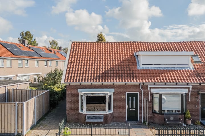 Photo 4 of Kanaalstraat 64