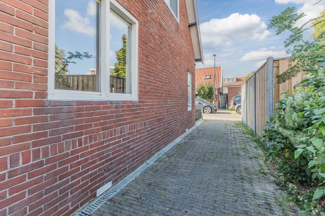 Foto 43 van Kanaalstraat 64