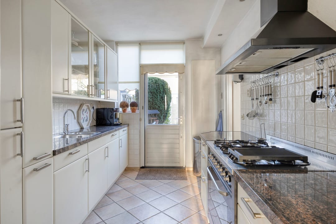 Photo 8 of Johannes Poststraat 63