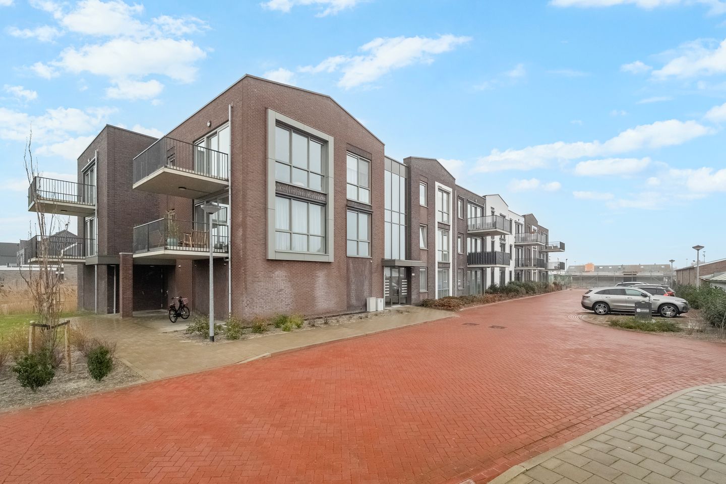 Photo 5 of Lenteklokje 14