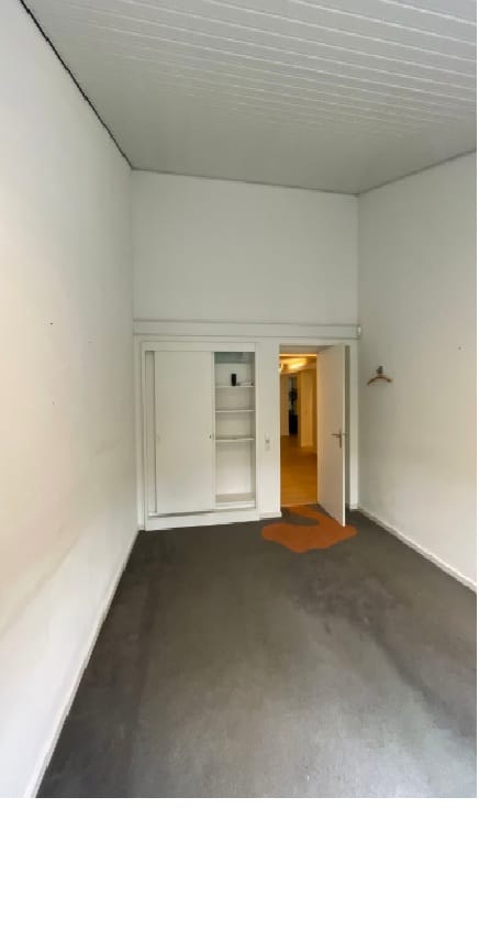 Bekijk foto 3 van Edisonbaan 10