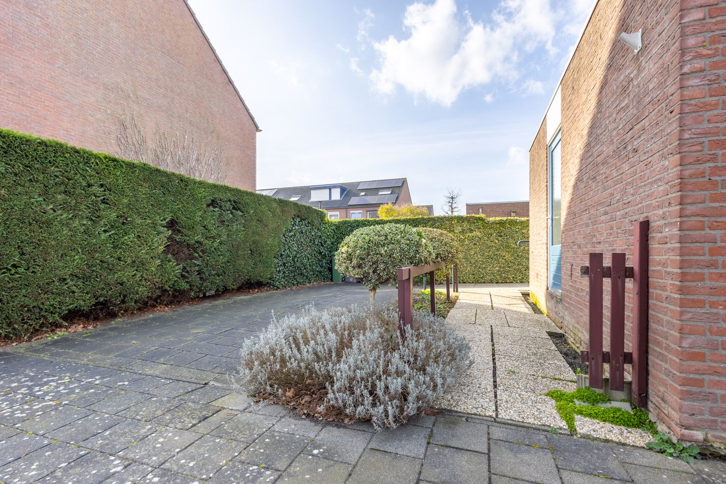 Photo 29 of Brooshooftstraat 80