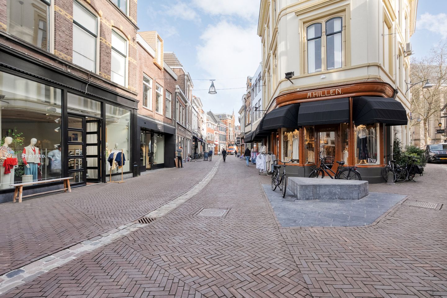 Bekijk foto 2 van Luttekestraat 34