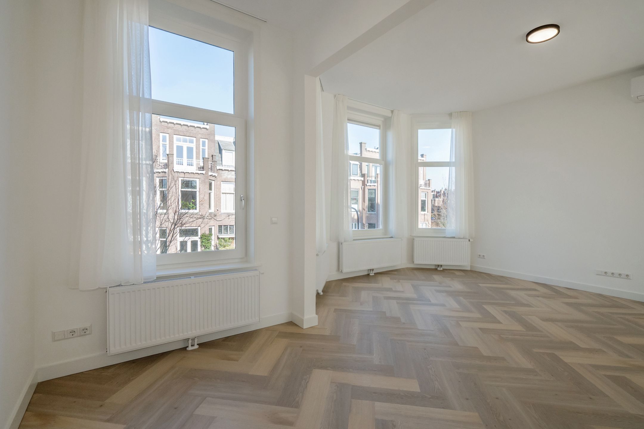 Foto 6 van Julianastraat 7