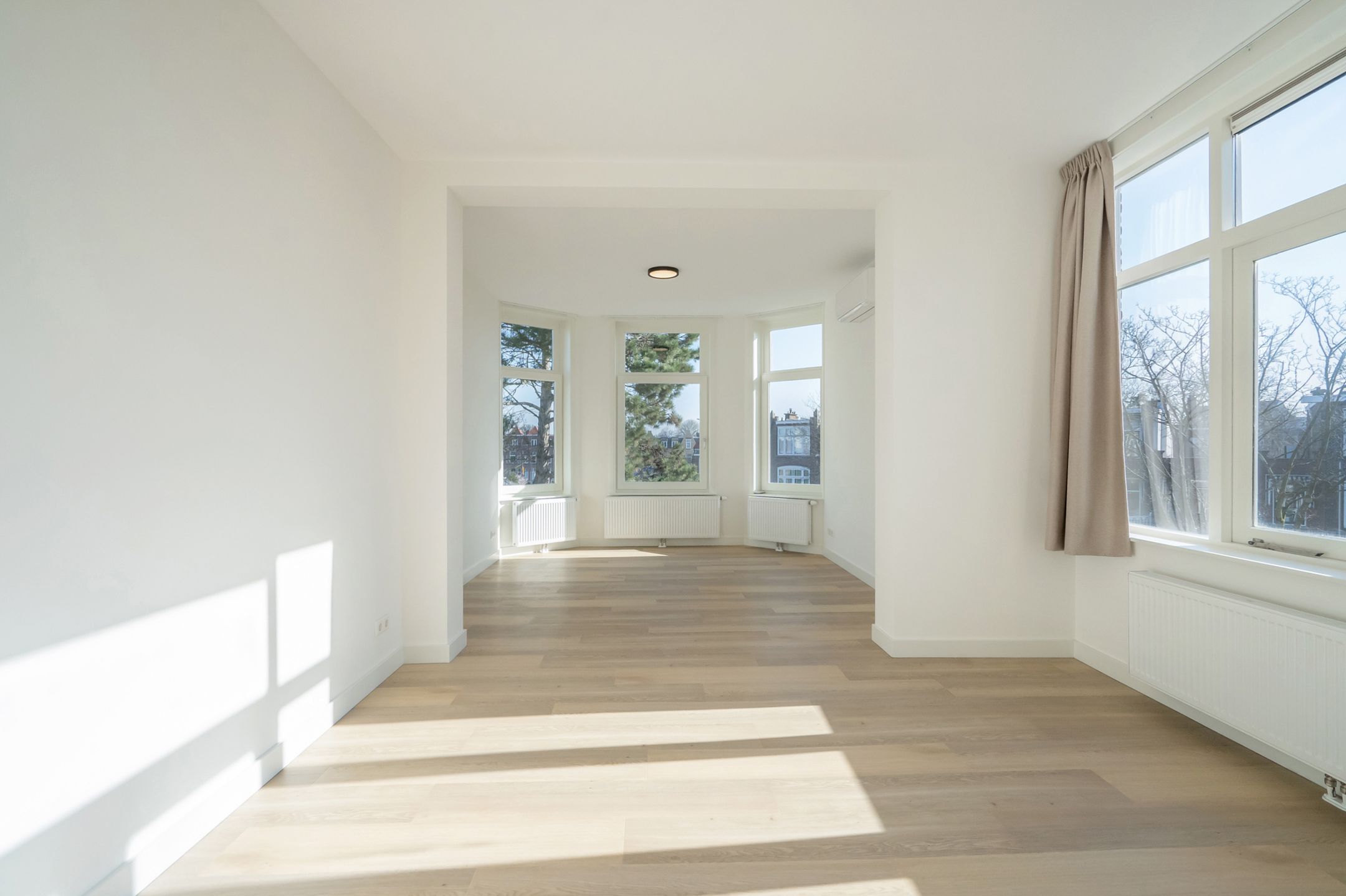 Foto 27 van Julianastraat 7