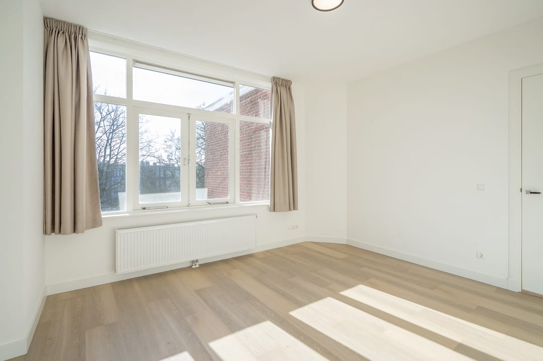 Foto 28 van Julianastraat 7