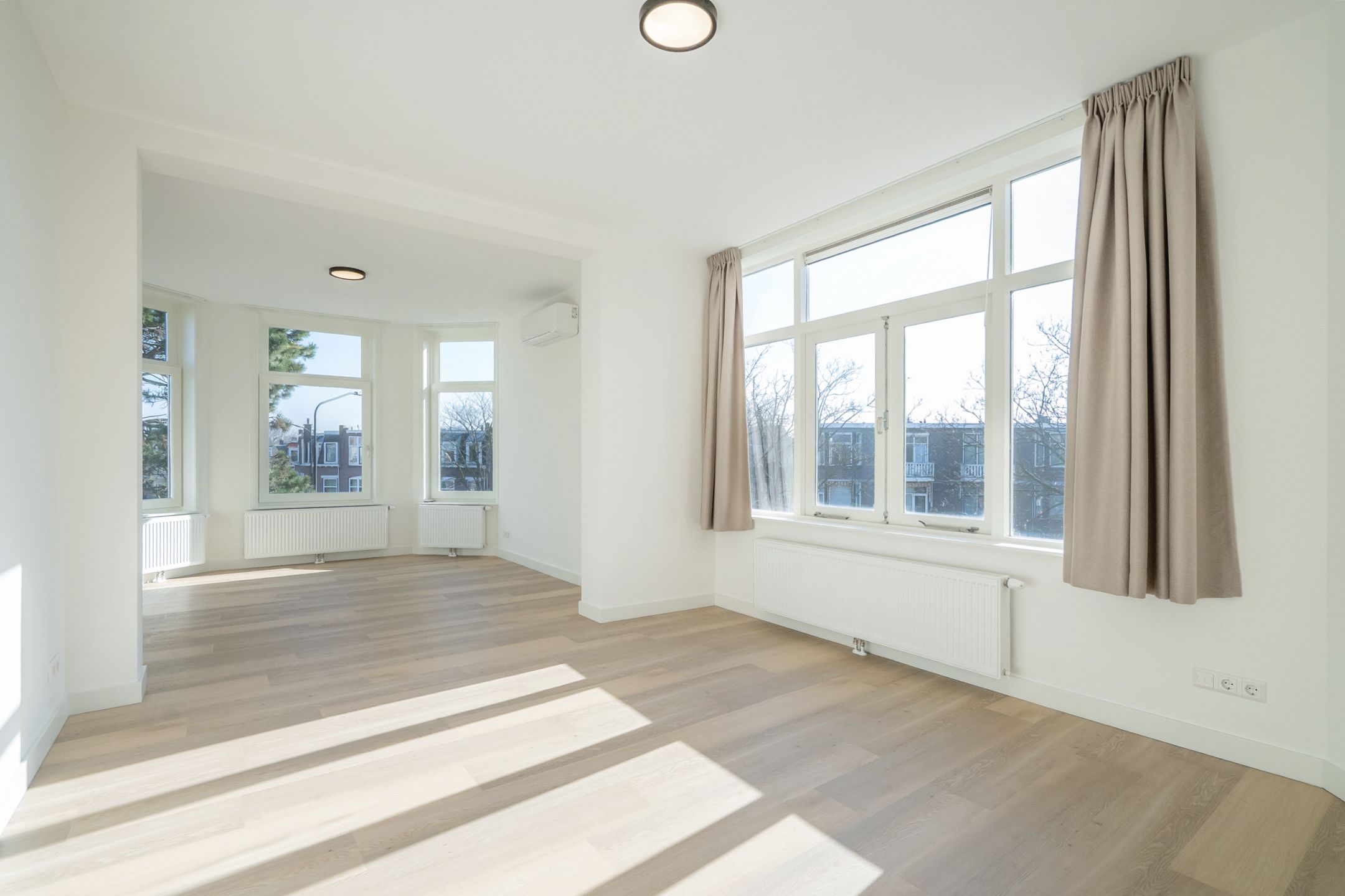 Foto 30 van Julianastraat 7