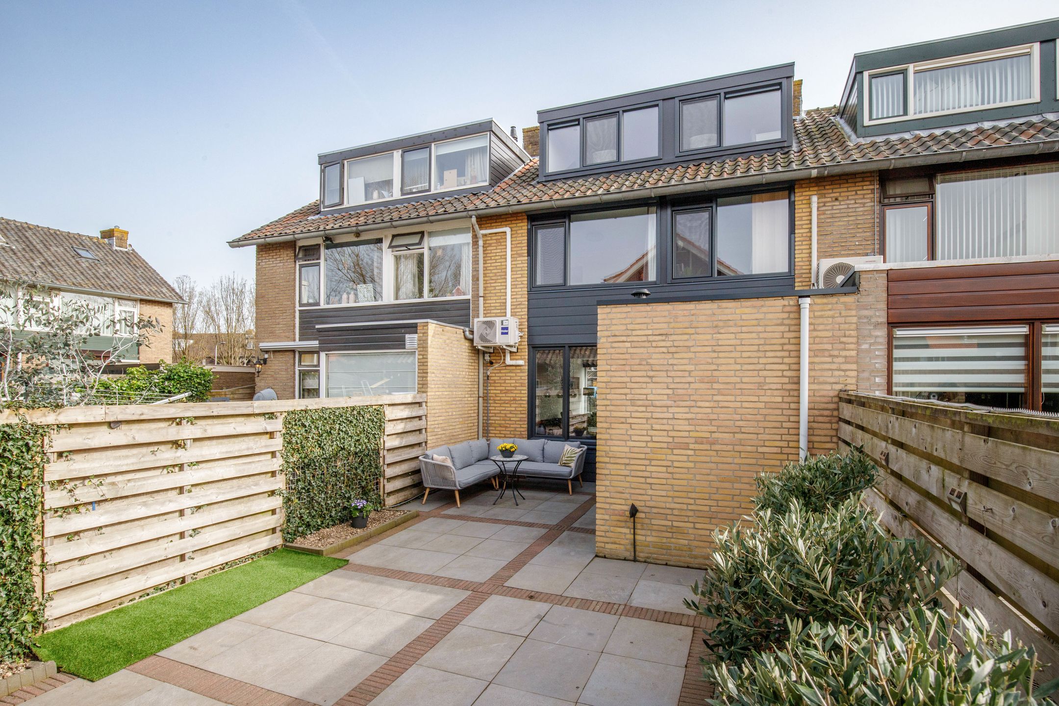 Move-in Ready Family Home with Extension and Solar Panels in Moordrecht — 33