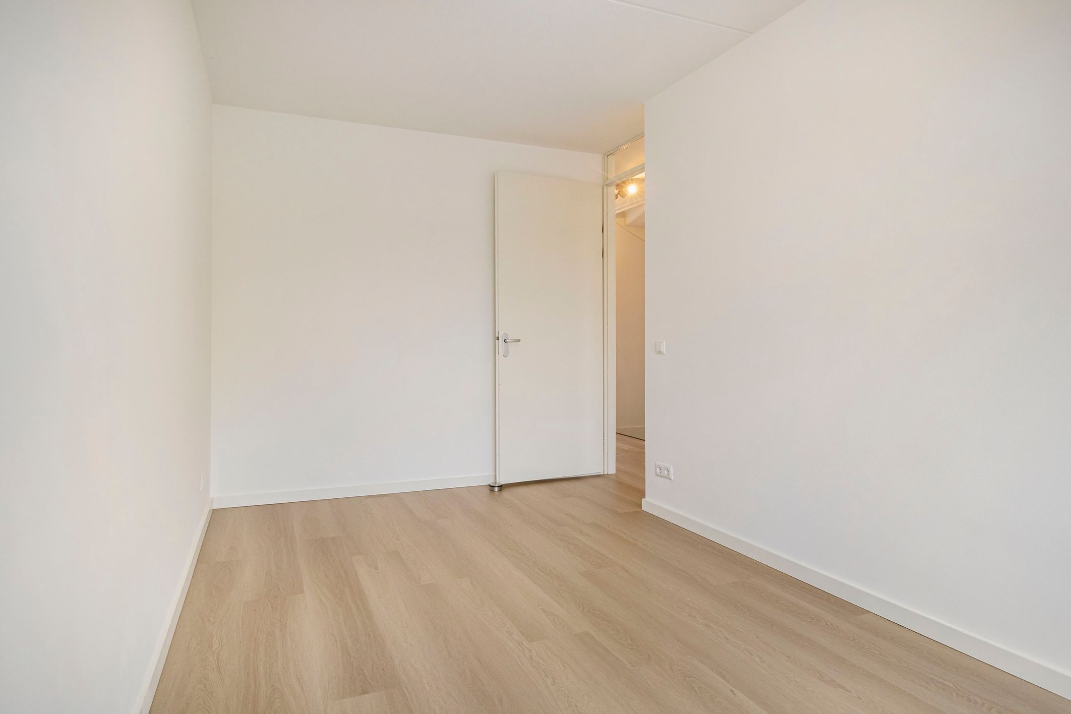 Foto 27 van Nobelstraat 1