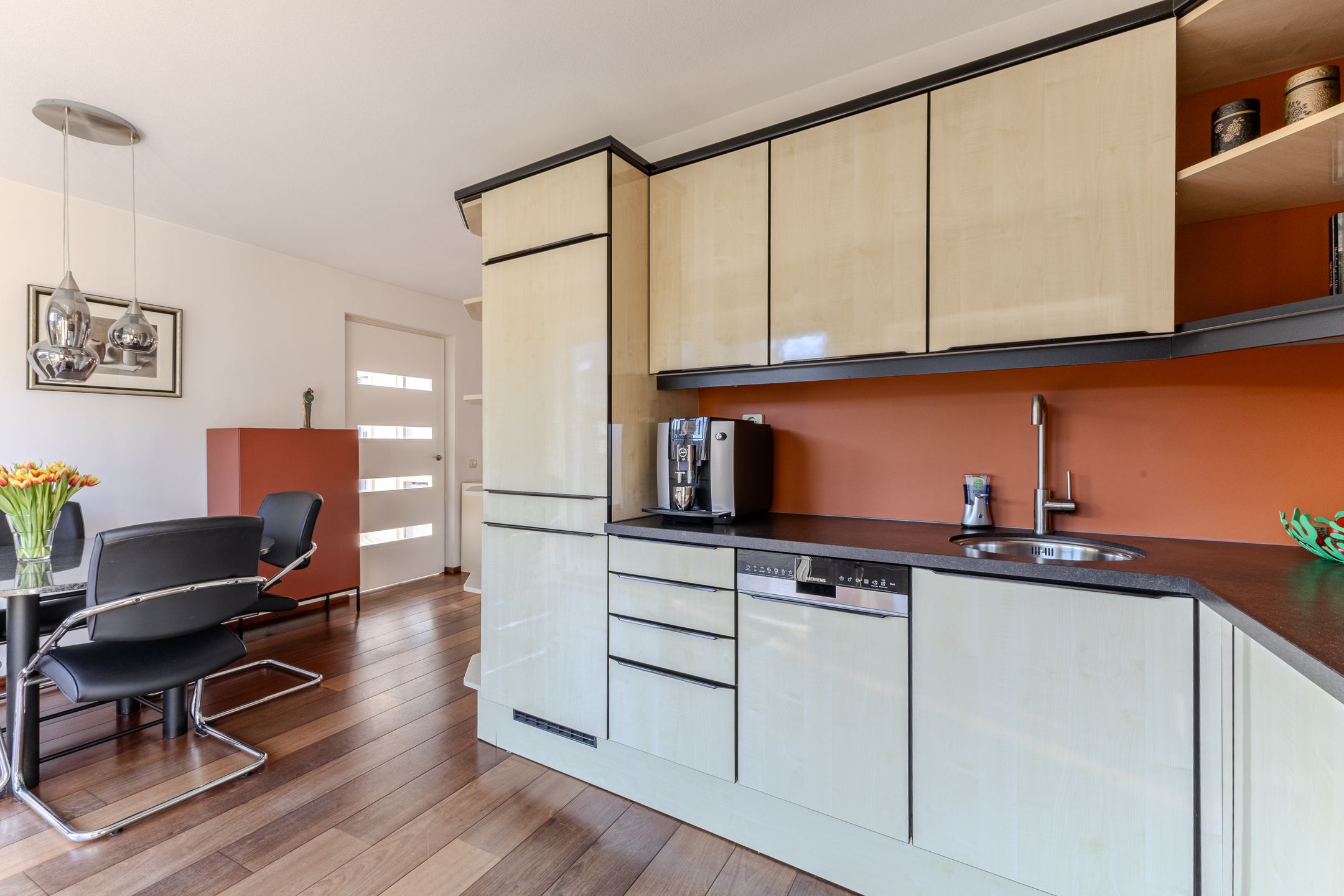 Photo 9 of Igor Strawinskystraat 48