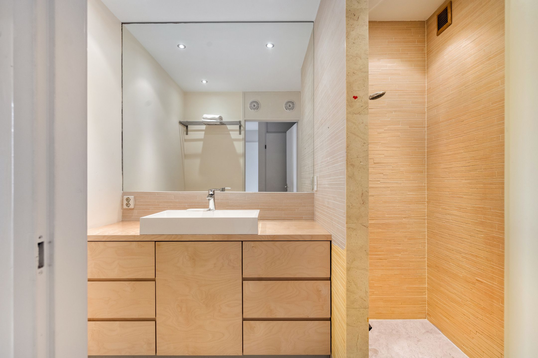 Photo 21 of Galgewater 20