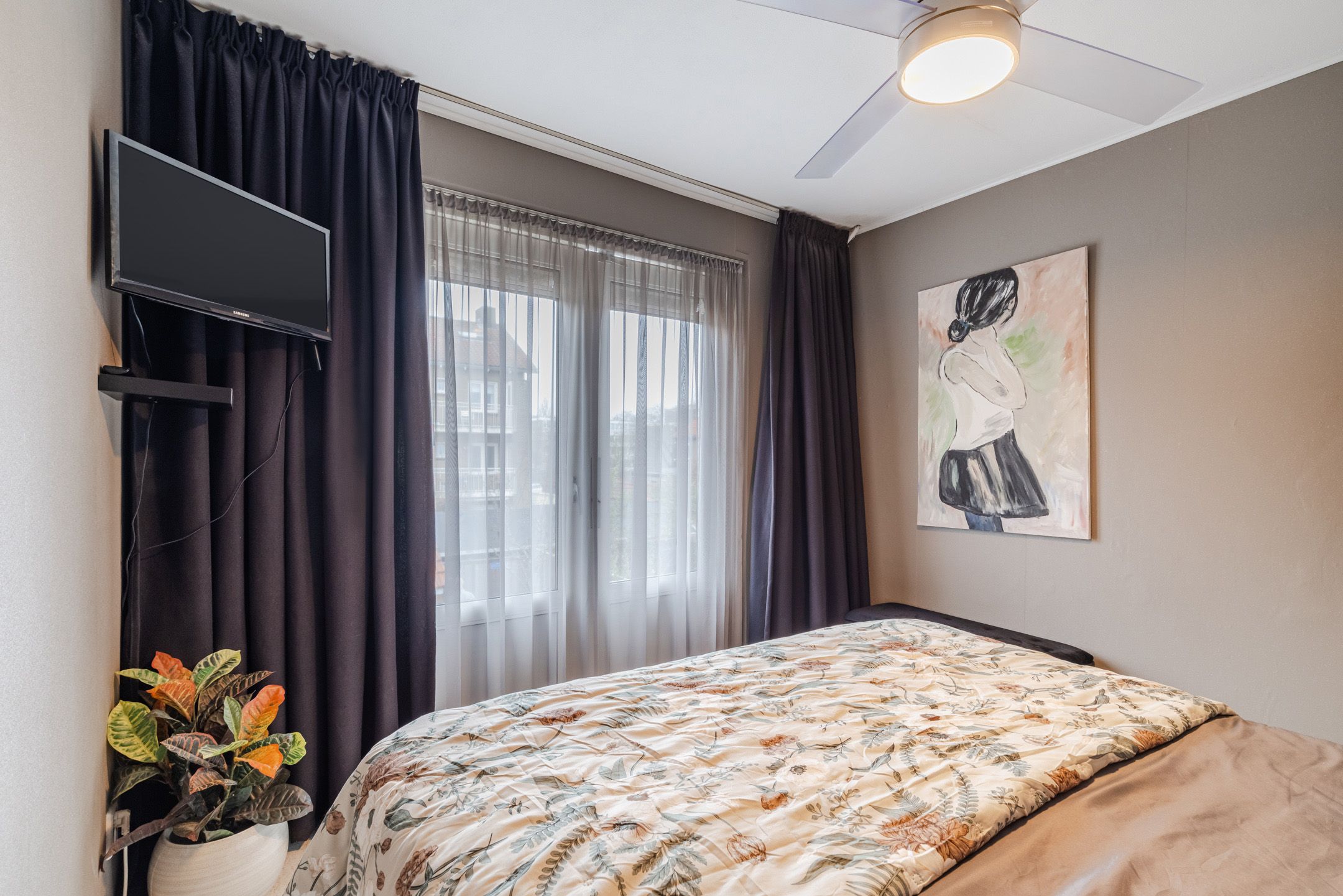 Foto 24 van J.P. Coenstraat 94