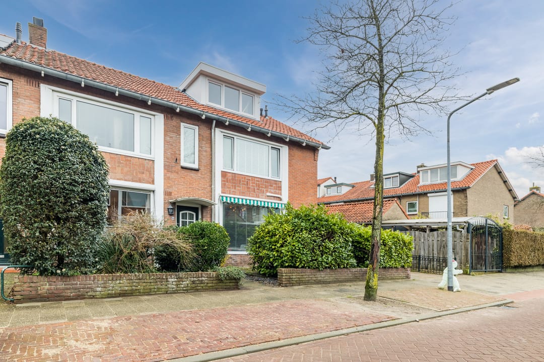 Foto 43 van J.P. Coenstraat 94