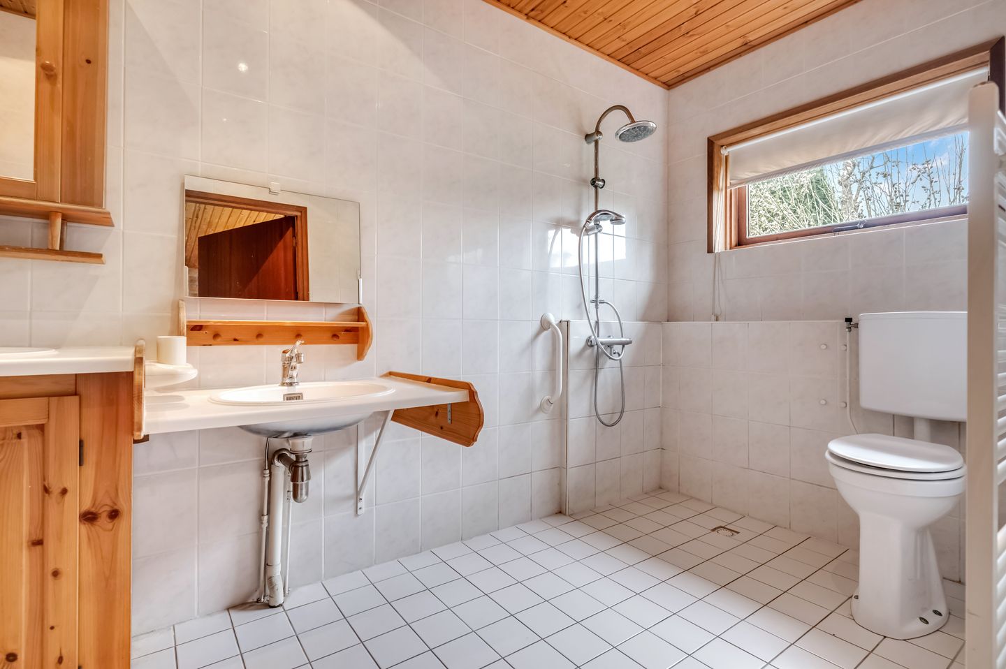 Detached bungalow with large garden on the Grift — 19