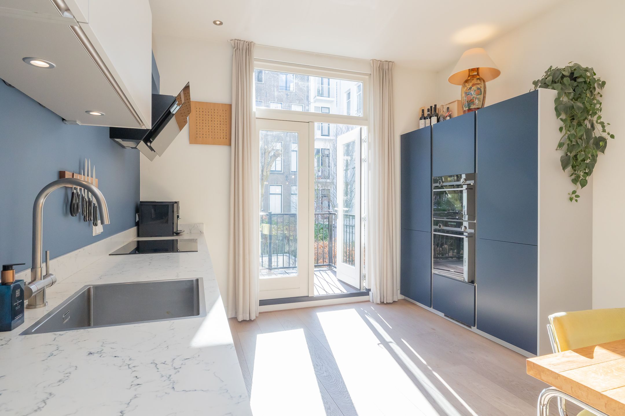 Foto 6 van Weteringschans 68-H