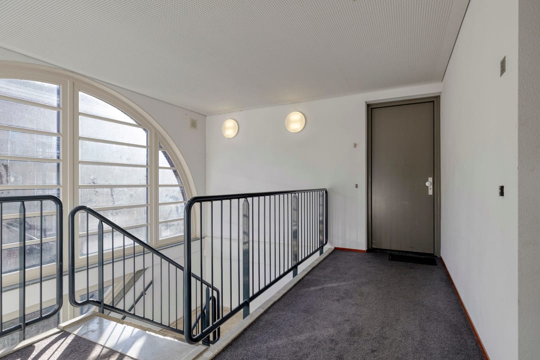 Photo 2 of Piri Reisplein 81