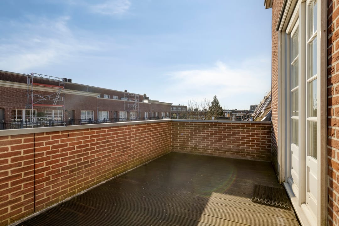 Photo 17 of Piri Reisplein 81