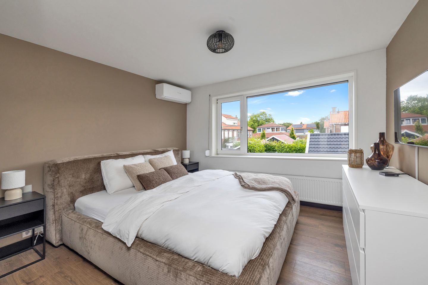 Photo 19 of Paulus Potterstraat 2