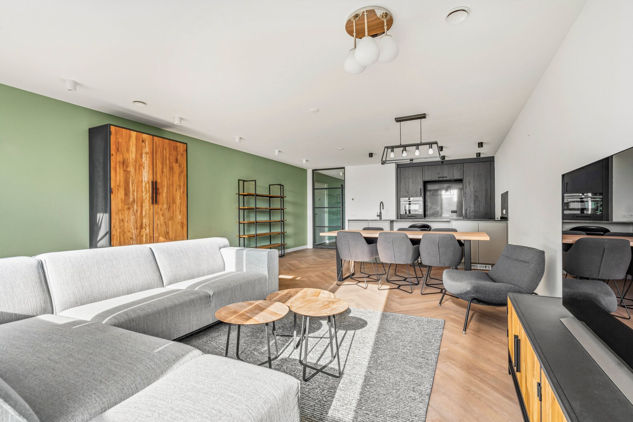 Foto 9 van Arent Janszoon Ernststraat 266