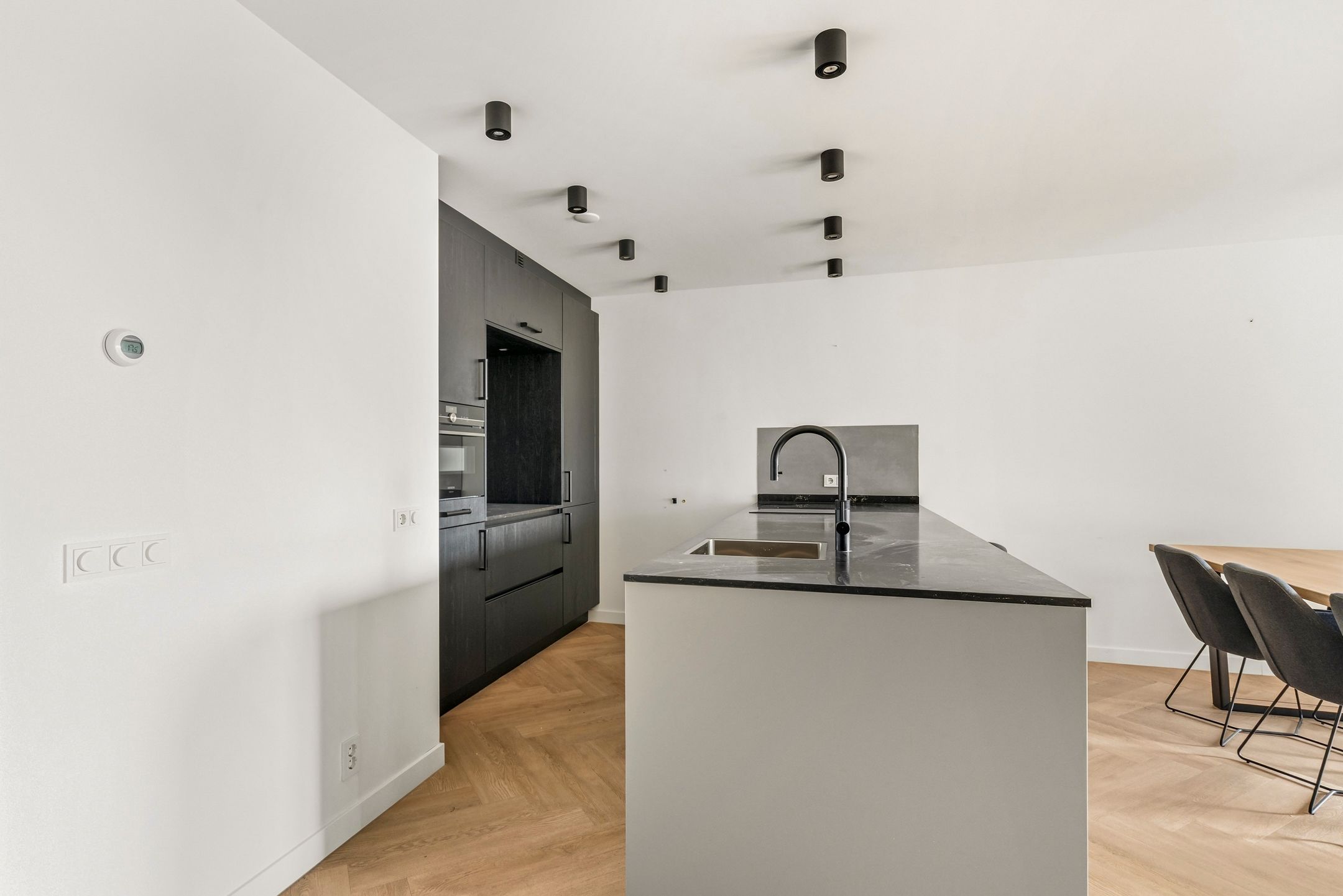 Foto 15 van Arent Janszoon Ernststraat 266