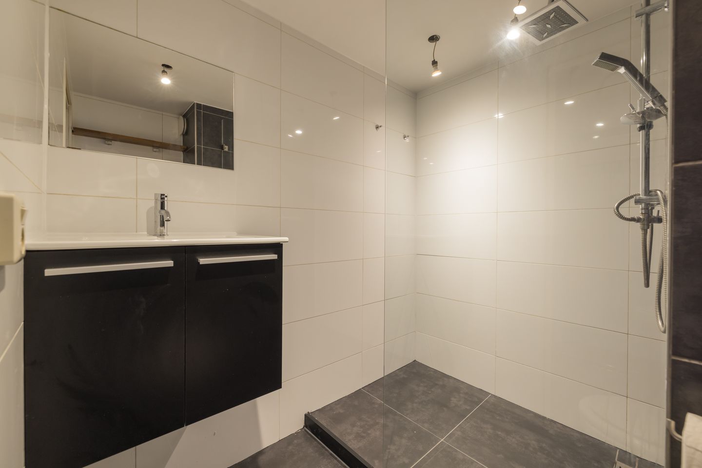 Foto 4 van Kanaalstraat 116