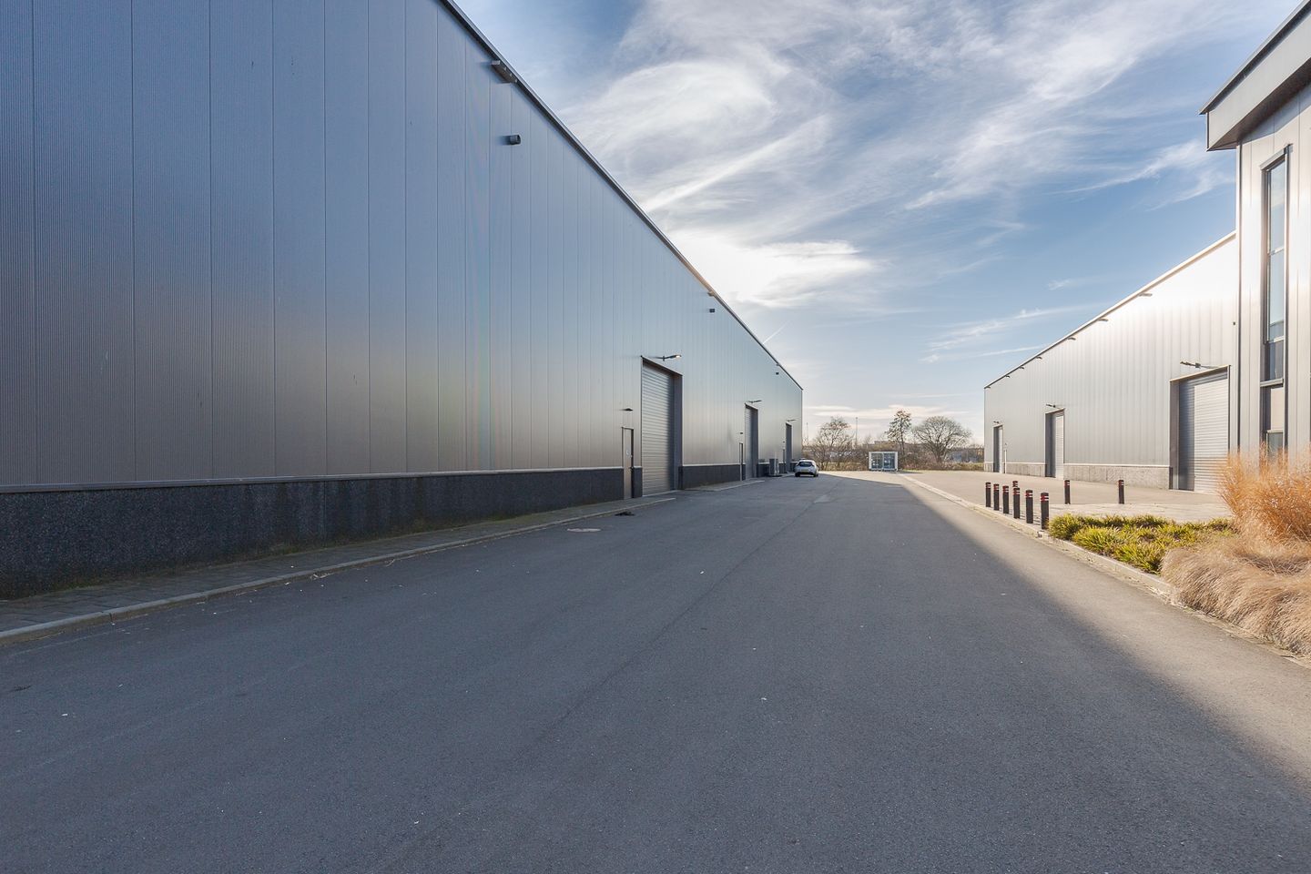 View photo 5 of Icarus 1