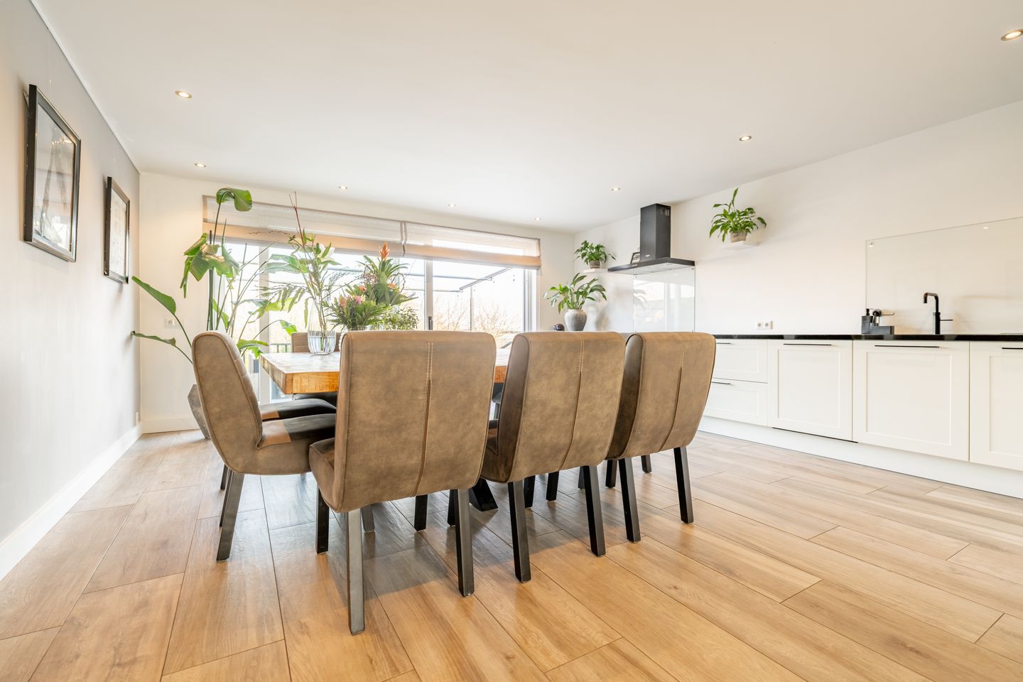 Photo 19 of Lisserdijk 325