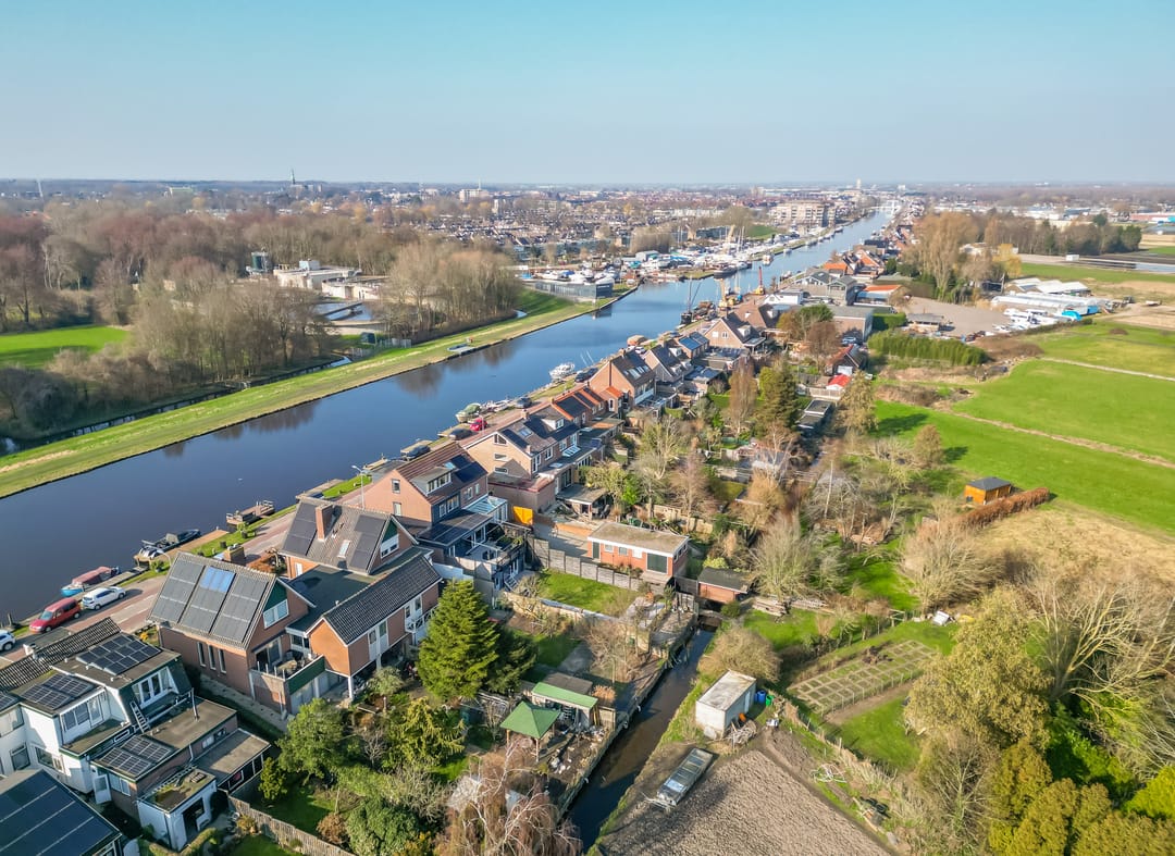 Photo 43 of Lisserdijk 325