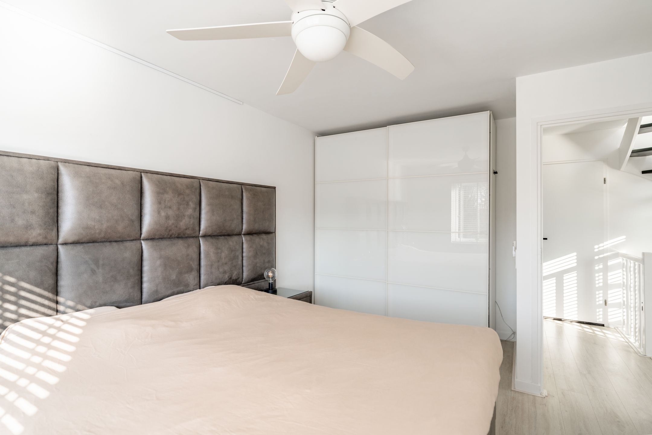 Photo 51 of Lisserdijk 325