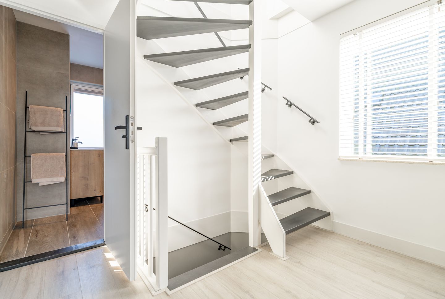 Photo 55 of Lisserdijk 325