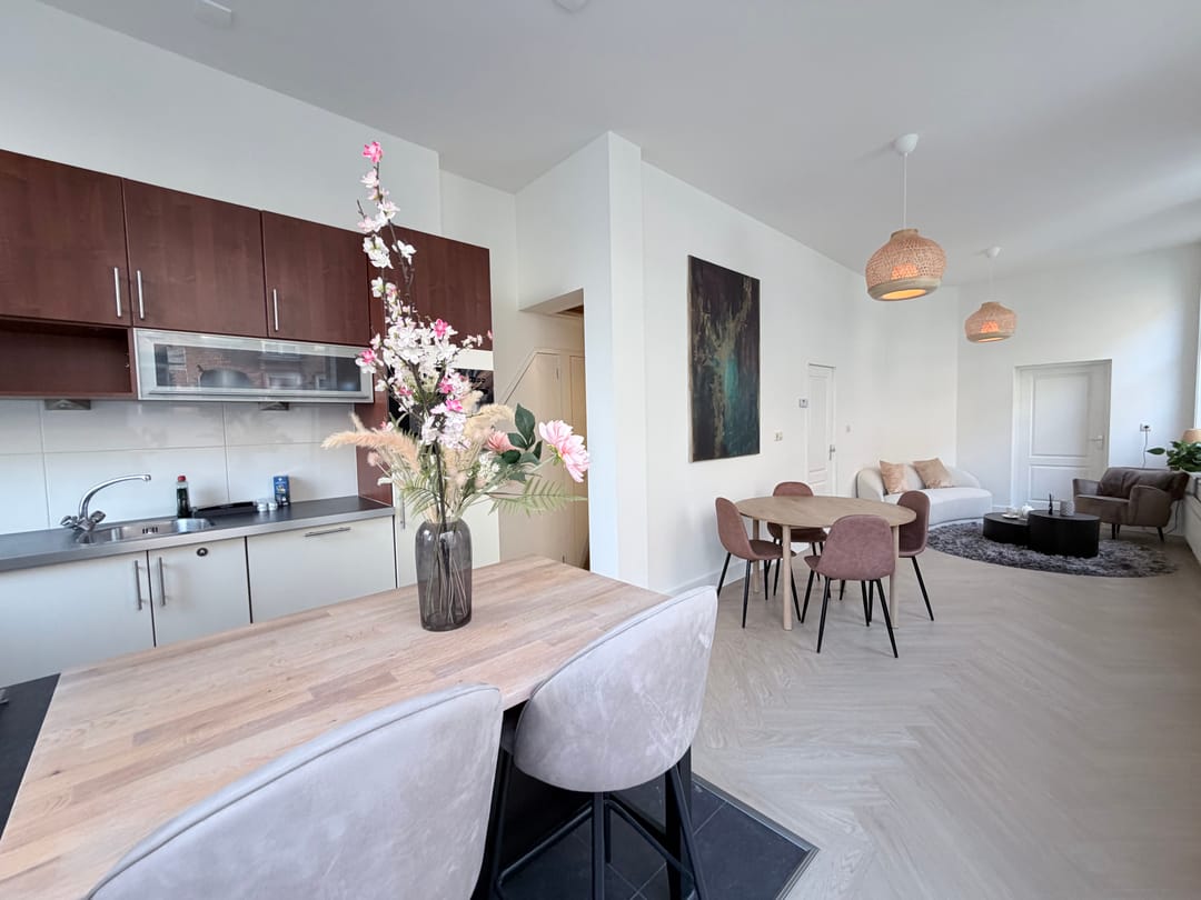 Photo 1 of Rhijnvis Feithstraat 2-H