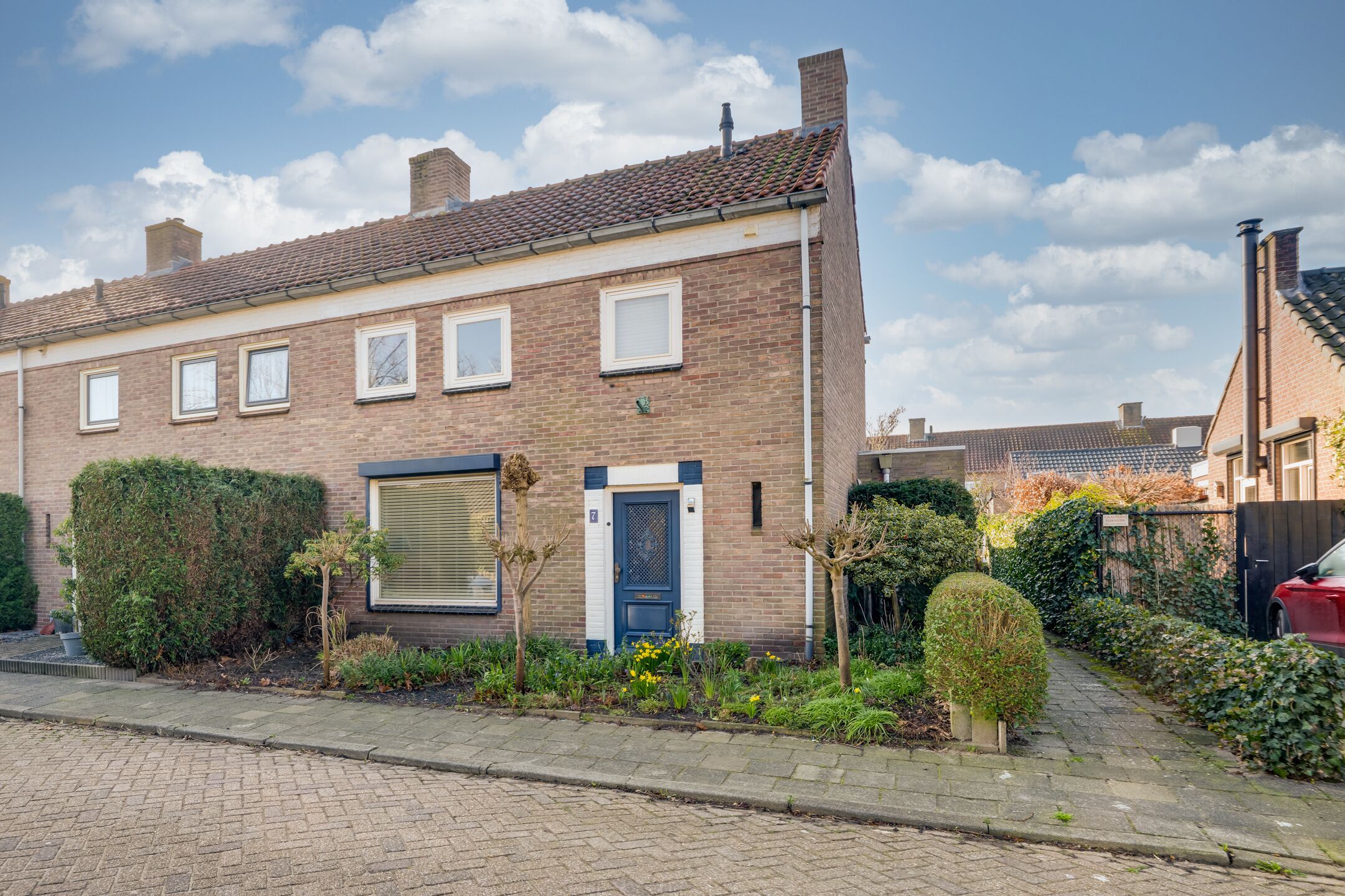 Buying a house in The Netherlands., Julianalaan 7