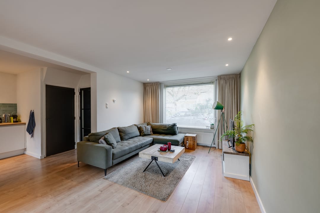 Foto 11 van Julianalaan 7