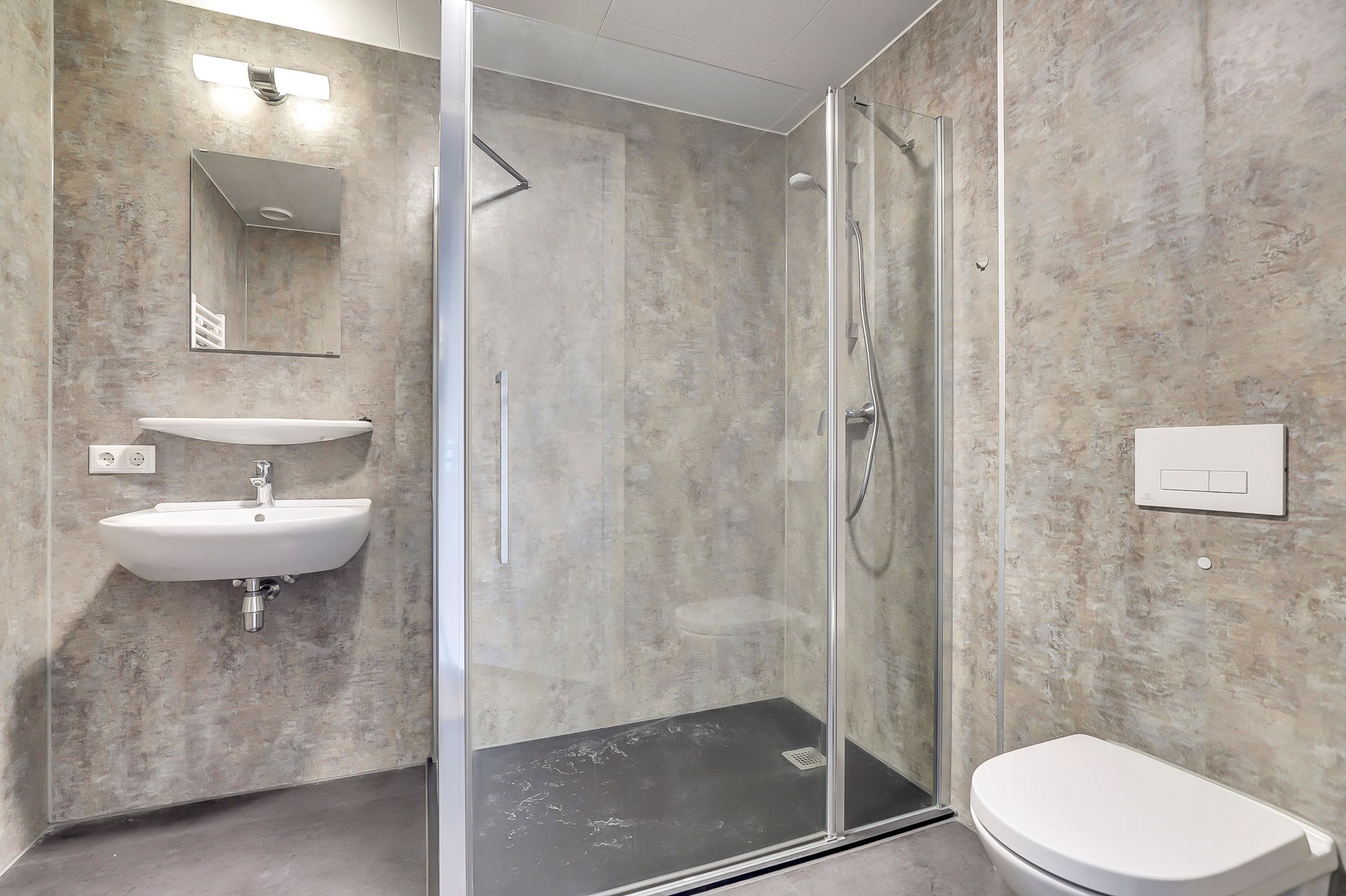 Photo 3 of Pierre van Hauwelaan 512