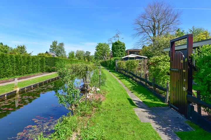 Vrijstaande woning te koop: Achterbos 42R15, Vinkeveen